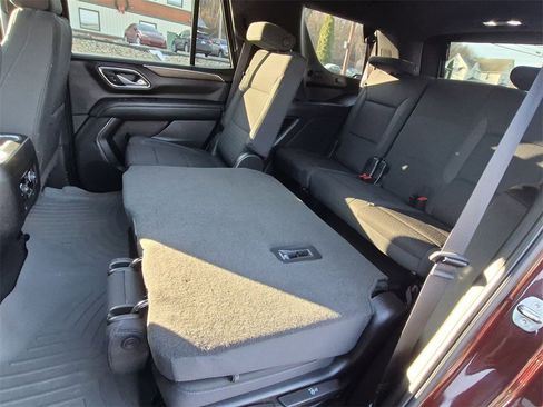 Used 2023 Chevrolet Tahoe LS image 30