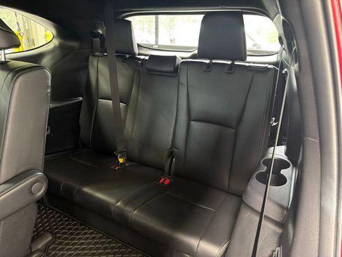 Used 2023 Toyota Highlander XSE AWD/4WD image 16