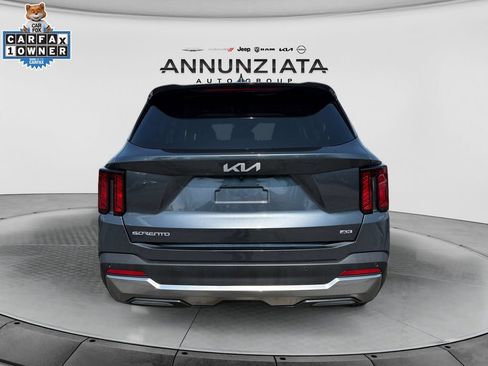 Certified 2024 Kia Sorento S AWD/4WD image 4