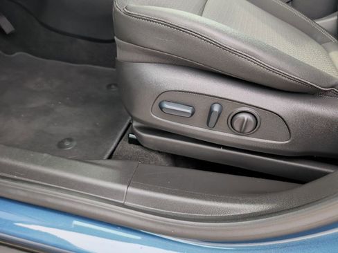 Certified 2024 Buick Encore GX Preferred w/ Comfort Package FWD image 13