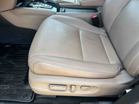 Used 2019 Honda Pilot Elite image 15