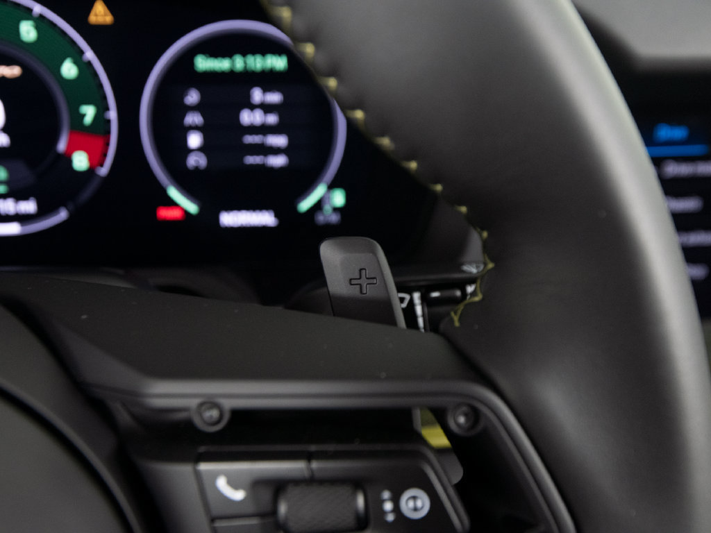 Certified 2026 Porsche 911 Carrera GTS RWD image 30