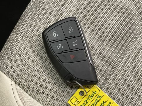 Used 2023 Buick Envision Preferred image 28