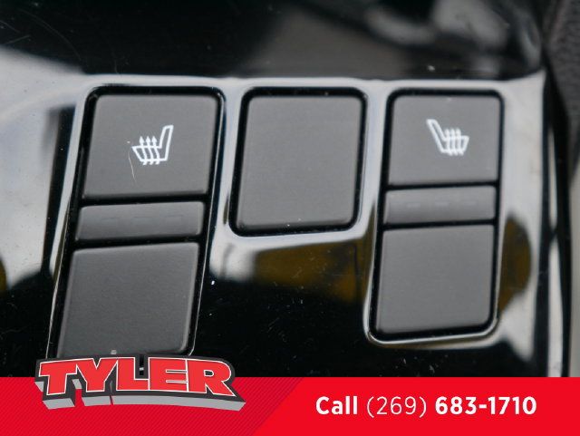 Used 2024 Kia Sportage X-Line w/ X-Line Premium Package AWD/4WD image 33