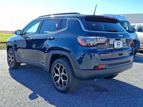 New 2026 Jeep Compass Limited image 3