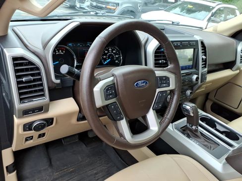 Used 2020 Ford F150 Lariat w/ Equipment Group 502A Luxury AWD/4WD image 9