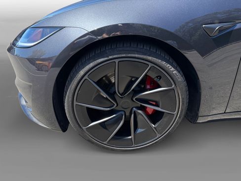 Used 2025 Tesla Model 3 Performance AWD/4WD image 9