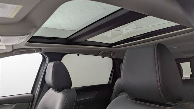 Used 2024 MAZDA CX-90 Plug-In Hybrid w/ Premium Pkg AWD/4WD image 32