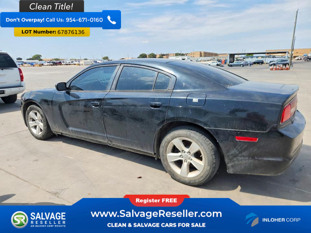 Used 2014 Dodge Charger SE RWD image 3