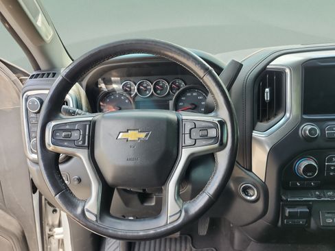 Used 2019 Chevrolet Silverado 1500 LT w/ All-Star Edition AWD/4WD image 9