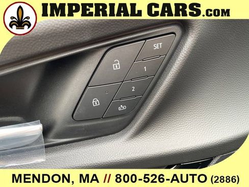 New 2026 Chevrolet Equinox RS w/ Convenience Package III AWD/4WD image 23