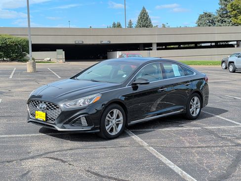 Used 2018 Hyundai Sonata Sport FWD image 2