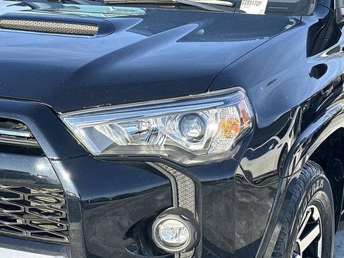 Used 2024 Toyota 4Runner TRD Off-Road image 8