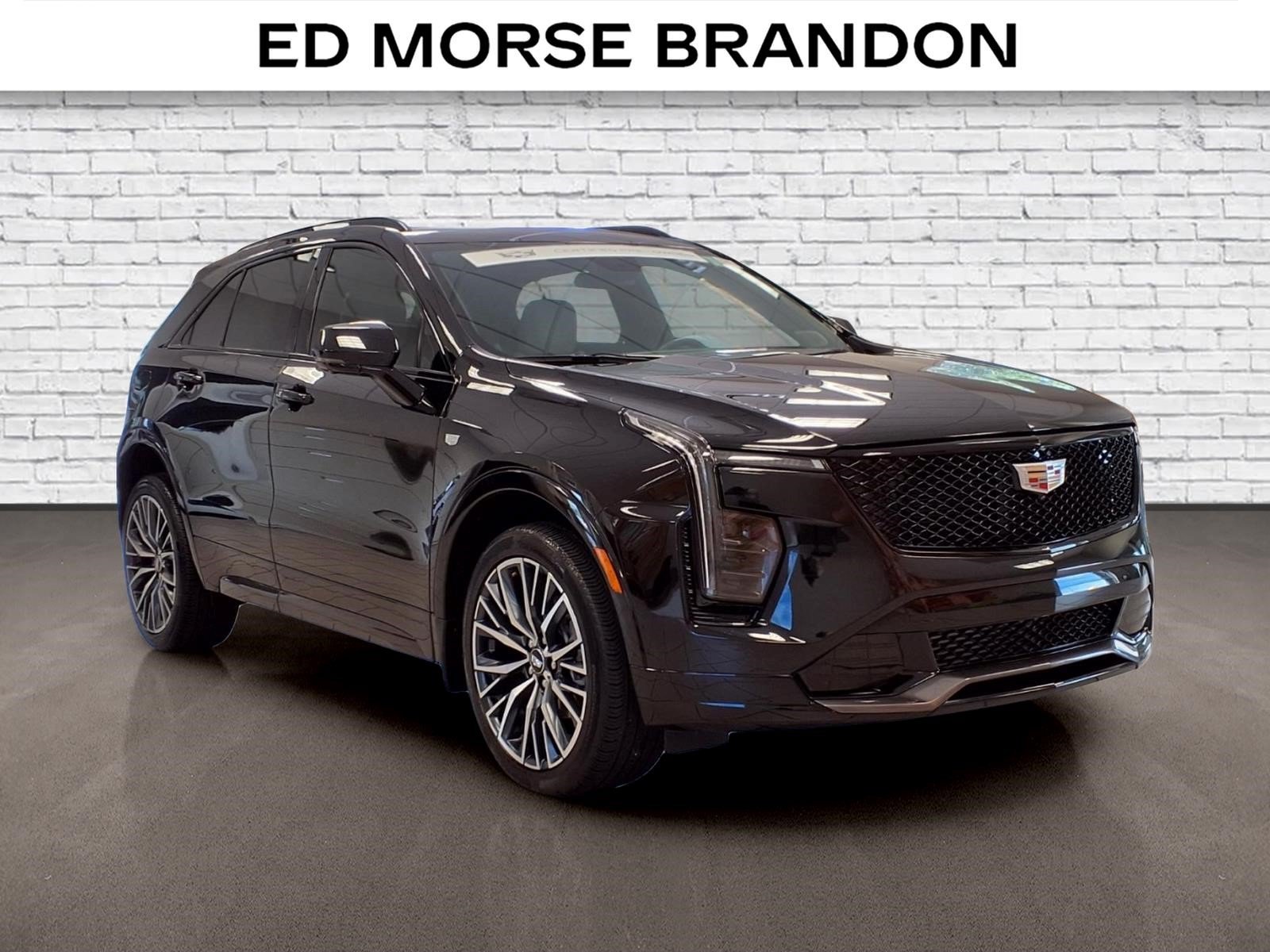 Certified 2025 Cadillac XT4 Sport FWD image 6