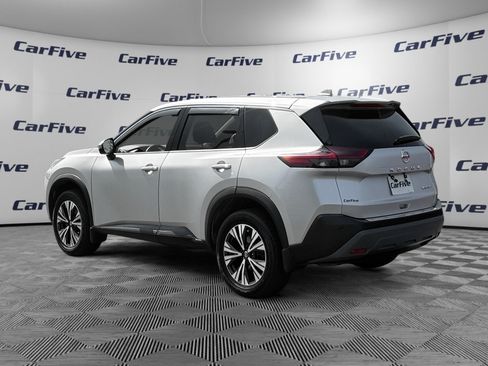 Used 2021 Nissan Rogue SV AWD/4WD image 3