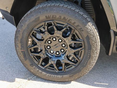 New 2026 GMC Hummer EV SUV image 5