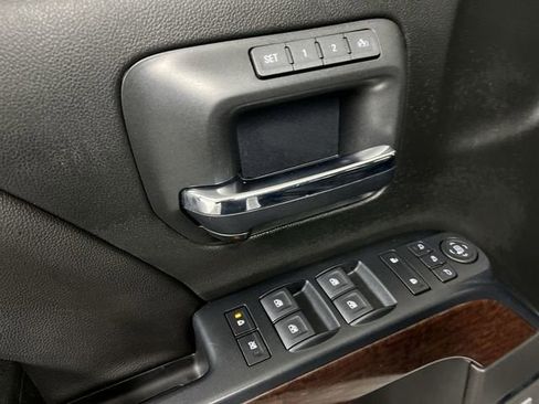 Certified 2018 GMC Sierra 1500 SLT image 23