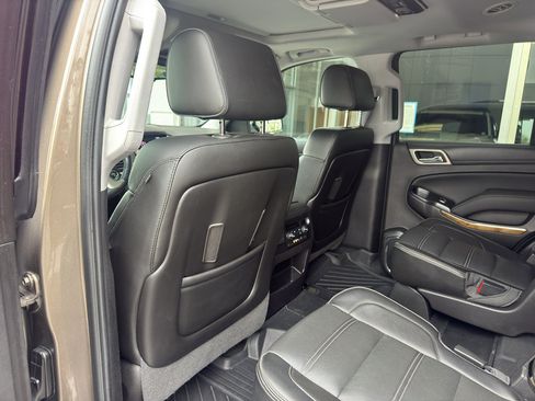 Used 2016 GMC Yukon Denali w/ Open Road Package image 7