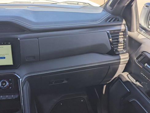 Used 2024 GMC Sierra 1500 AT4X AWD/4WD image 18