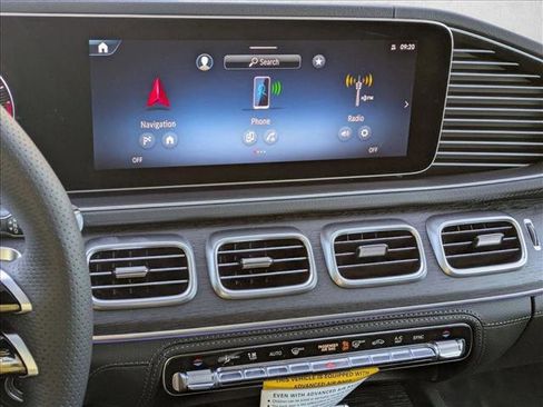 New 2026 Mercedes-Benz GLS 580 4MATIC image 12