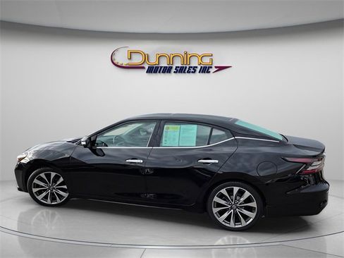 Used 2021 Nissan Maxima Platinum image 4
