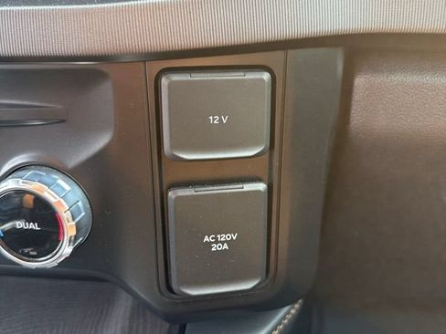 Used 2023 Ford F250 Platinum AWD/4WD image 22
