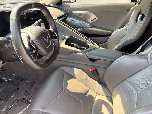 Used 2024 Chevrolet Corvette Stingray Premium Cpe w/ 3LT RWD image 4