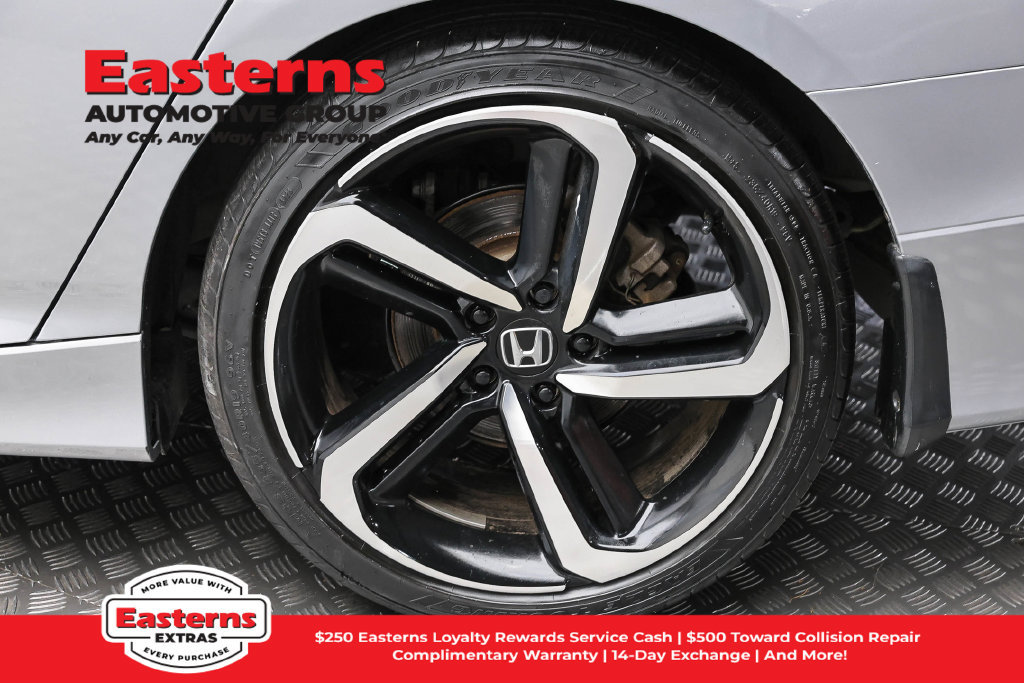 Used 2021 Honda Accord Sport image 9