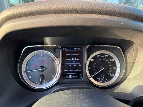 Used 2016 Nissan Titan Platinum Reserve image 5