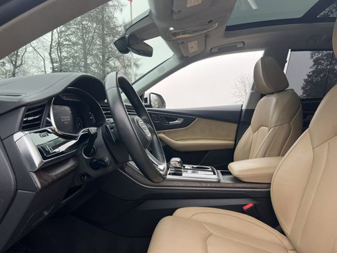 Used 2019 Audi Q8 Prestige AWD/4WD image 16