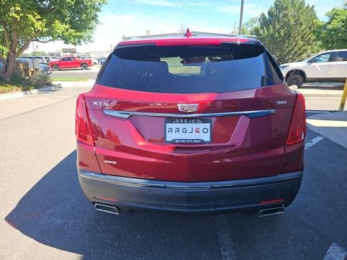 Used 2019 Cadillac XT5 Premium Luxury w/ LPO, Black Ice Package AWD/4WD image 6