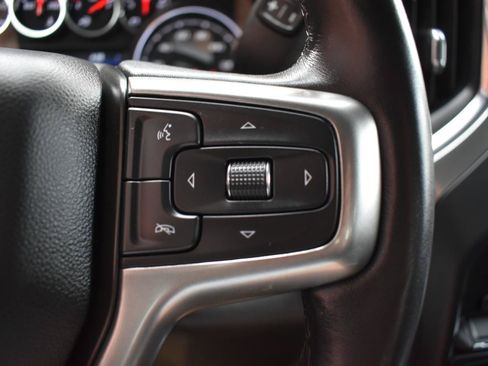 Used 2021 Chevrolet Silverado 1500 LT Trail Boss w/ Convenience Package II AWD/4WD image 24
