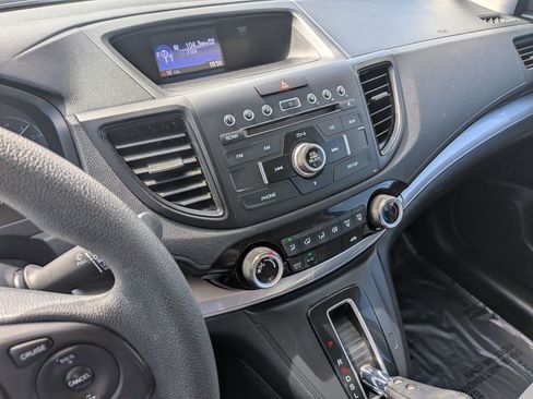 Used 2015 Honda CR-V LX image 22