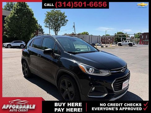 Used 2019 Chevrolet Trax Premier w/ Midnight Edition FWD image 7