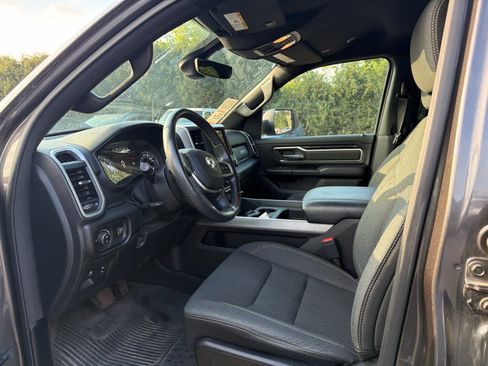 Used 2020 RAM 1500 Big Horn AWD/4WD image 5
