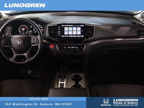 Used 2025 Honda Ridgeline Sport image 15