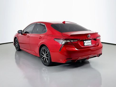 Used 2023 Toyota Camry SE FWD image 6