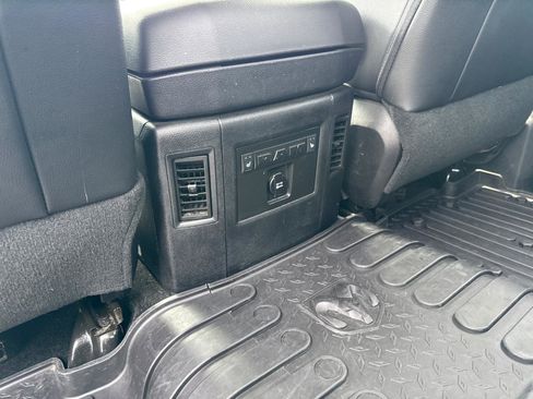 Used 2014 RAM 1500 Laramie w/ Convenience Group AWD/4WD image 13