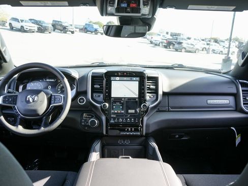 New 2026 RAM 1500 Big Horn AWD/4WD image 19