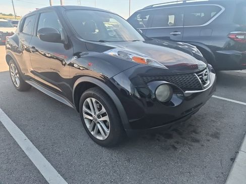 Used 2012 Nissan Juke SV FWD image 3