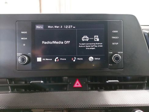 Used 2025 Kia Sportage LX image 22