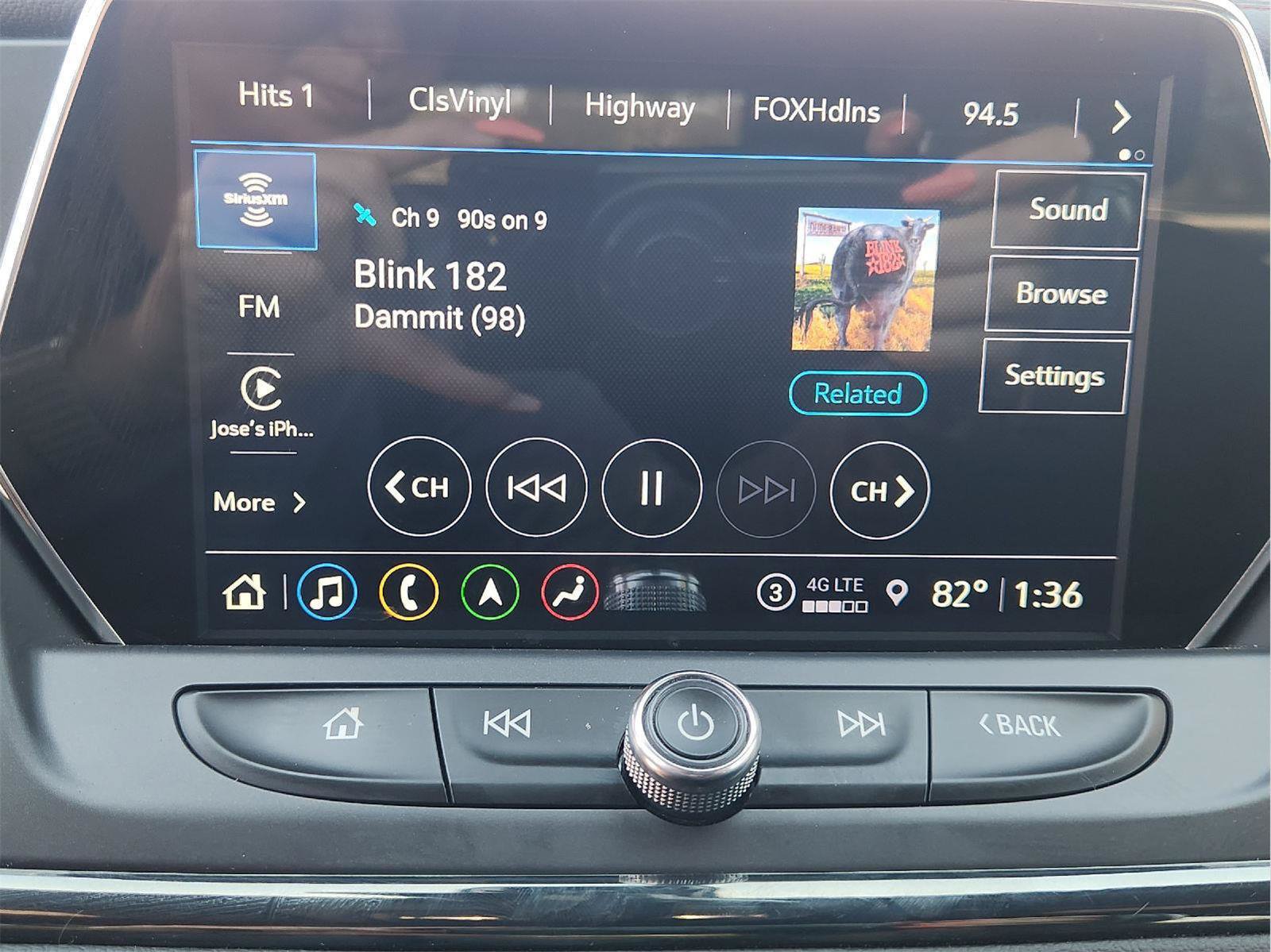 Used 2021 Chevrolet Blazer RS w/ Enhanced Convenience Package FWD image 17