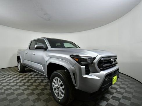 New 2026 Toyota Tacoma SR5 AWD/4WD image 8