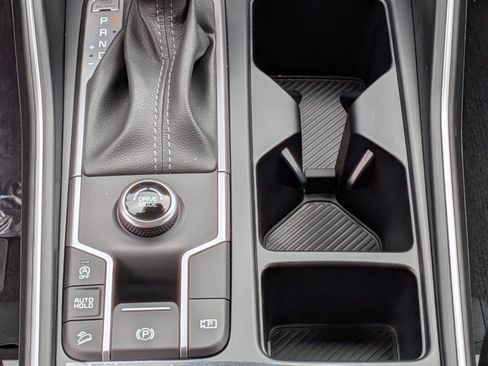 New 2026 Kia Sorento LX FWD image 24