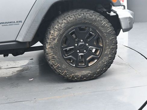 Used 2016 Jeep Wrangler Unlimited Sport AWD/4WD image 11