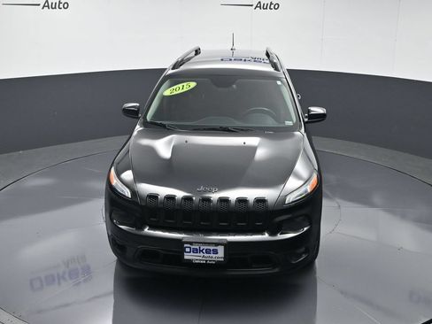 Used 2015 Jeep Cherokee Latitude w/ Comfort/Convenience Group FWD image 46