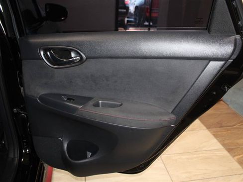 Used 2017 Nissan Sentra NISMO w/ NISMO Premium Package FWD image 33