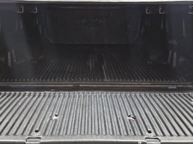 Used 2004 Ford F150 Lariat RWD image 22