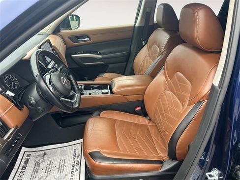 Certified 2023 Nissan Pathfinder Platinum w/ Cargo Package image 9