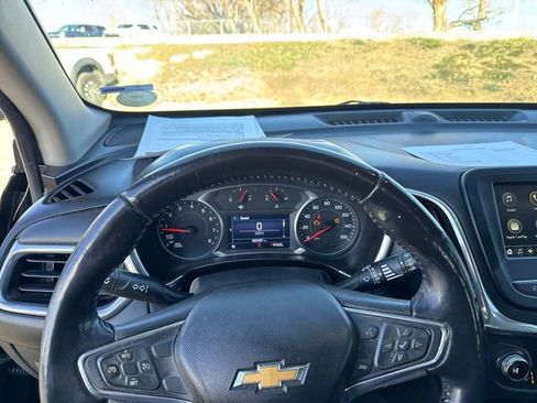 Used 2019 Chevrolet Equinox LT image 11